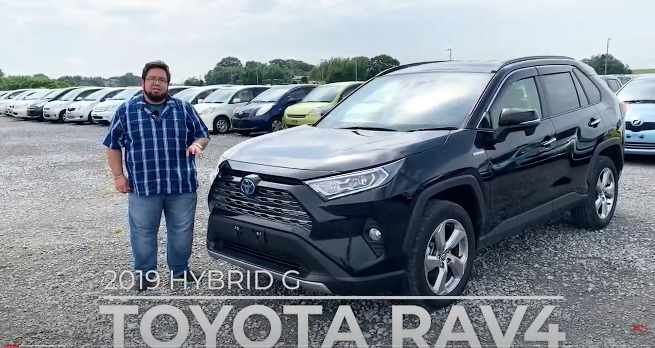 TOYOTA RAV4 HYBRID G Review /reviewed by a car specialist!!